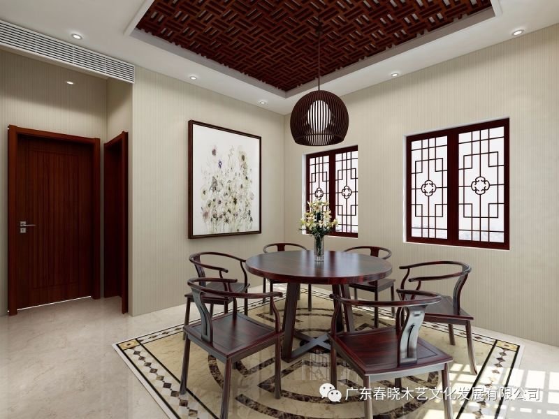 大紅酸枝之后，紅木市場主流當屬血檀與緬花(圖5)