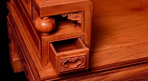 紅木家具市場(chǎng)常見的沙發(fā)款式及特點(diǎn)(圖2)