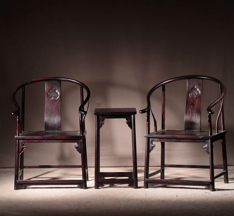 詳解圈椅——上圓下方，圈圓座方。(圖1)