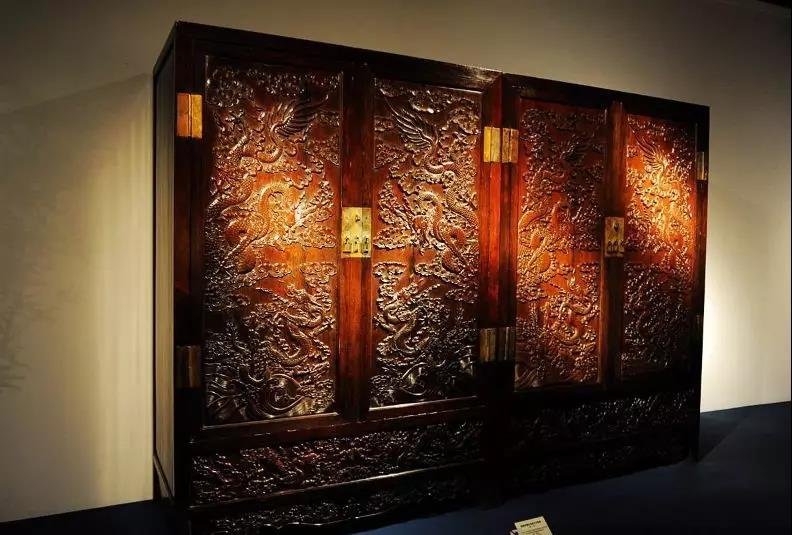 中式紅木家具擁有五大價(jià)值(圖1)