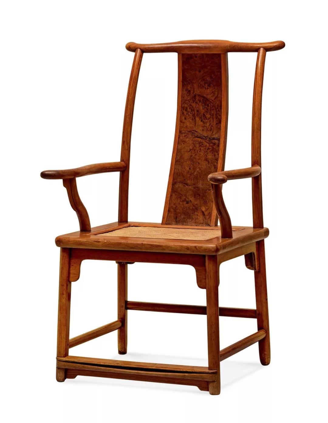 “含胸、駝背？”你可能只是少了一把紅木椅！(圖6)